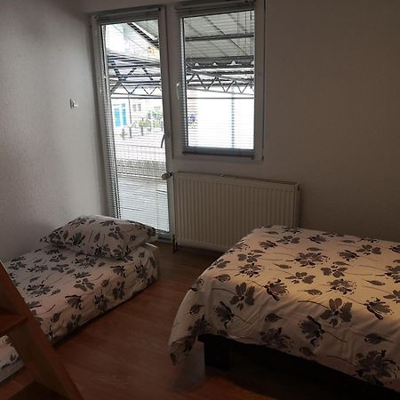 Apartman Sana Lux Apartment Sanski Most Bagian luar foto