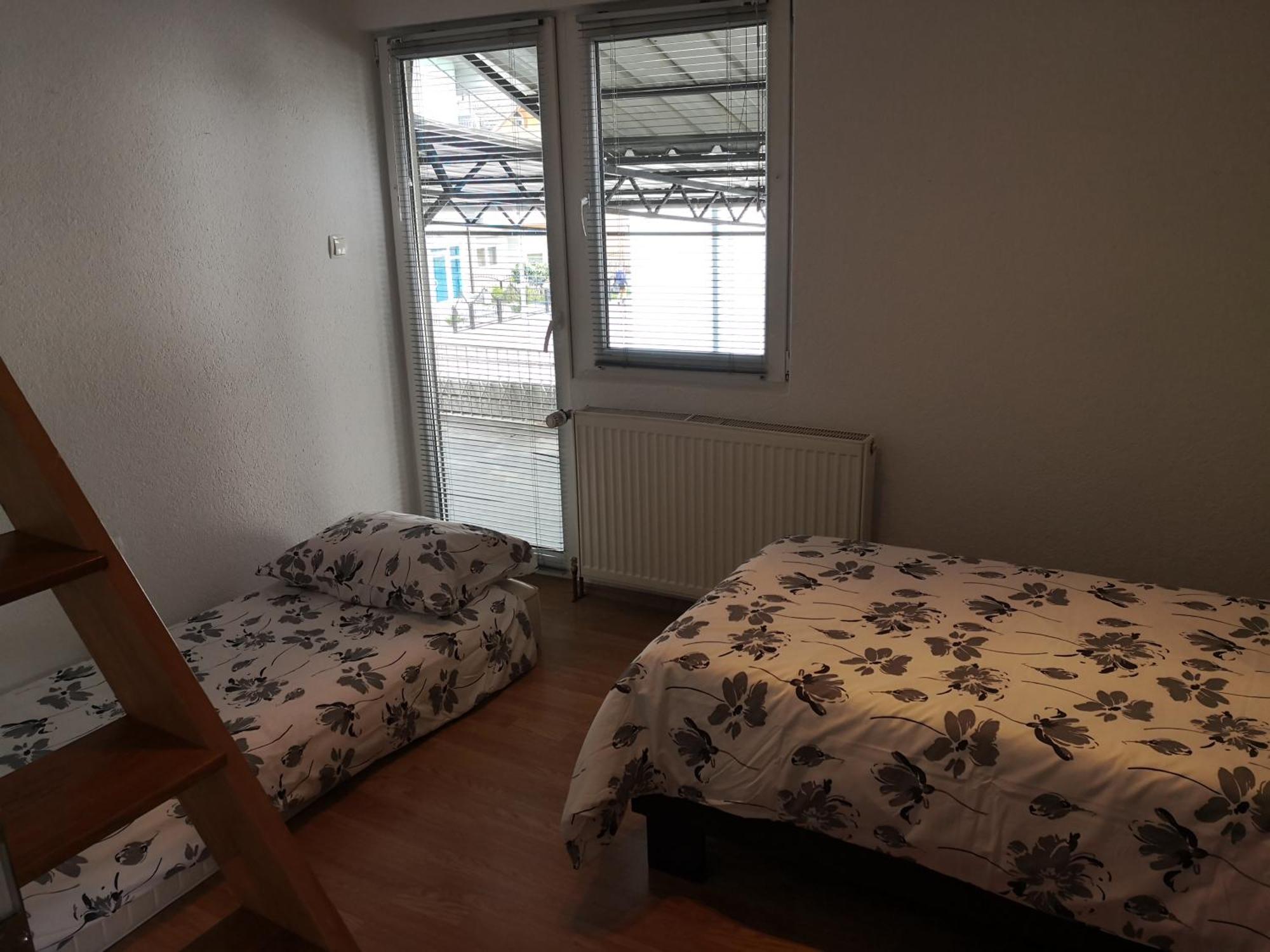Apartman Sana Lux Apartment Sanski Most Bagian luar foto