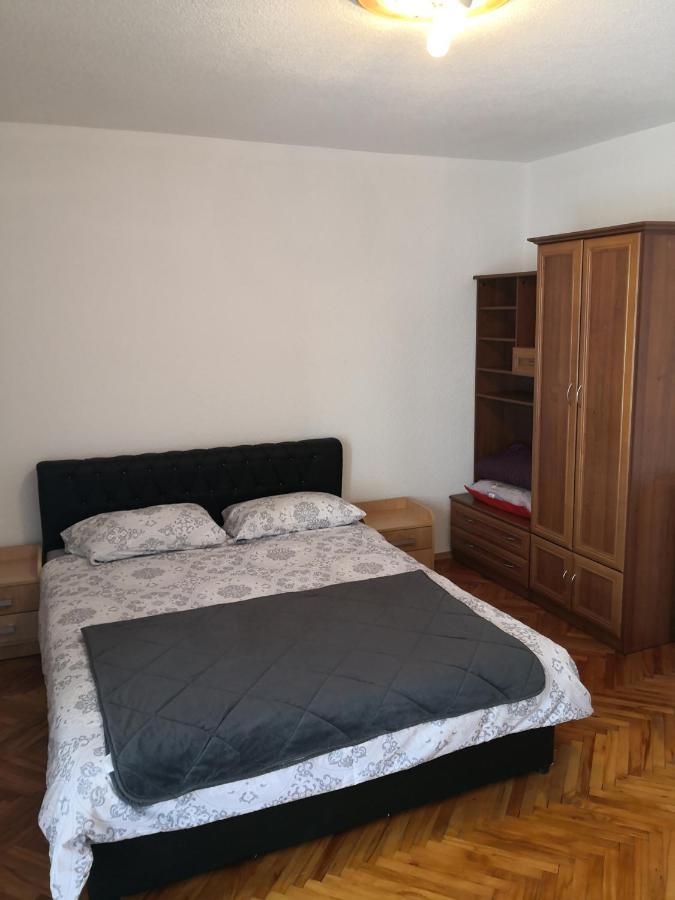 Apartman Sana Lux Apartment Sanski Most Bagian luar foto